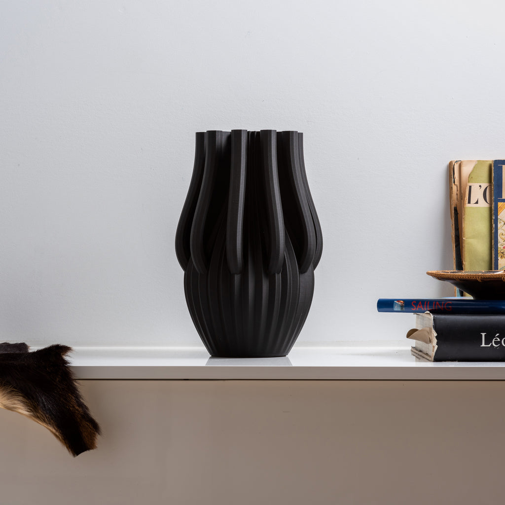 vase noir absalon - Cyrc sustainable home decor